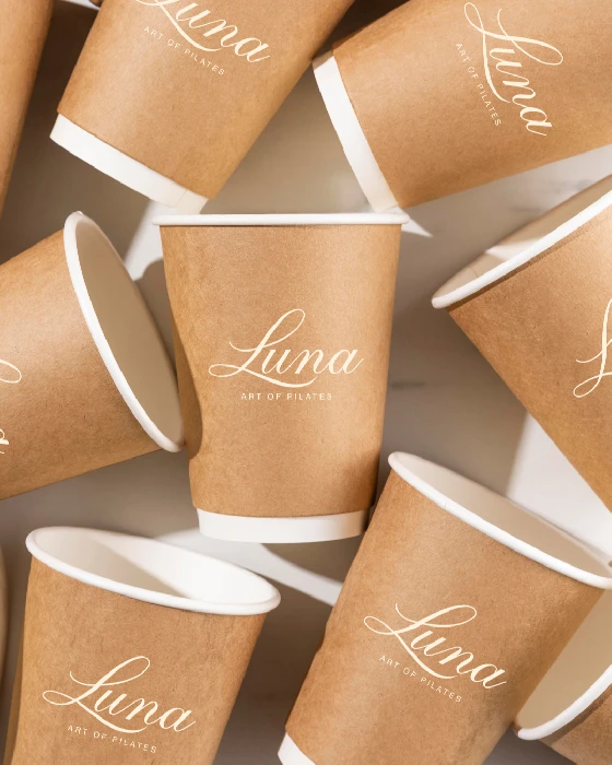 Luna logós papírpoharak – nyomtatott és üzleti grafikák